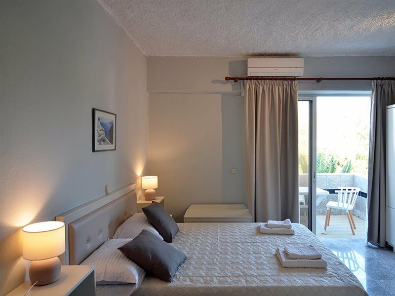 Arion Hotel Kolimvarion Bagian luar foto