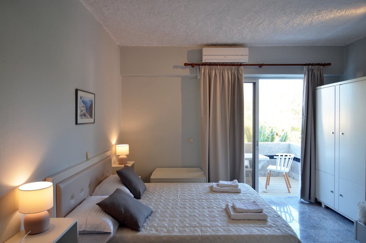 Arion Hotel Kolimvarion Bagian luar foto